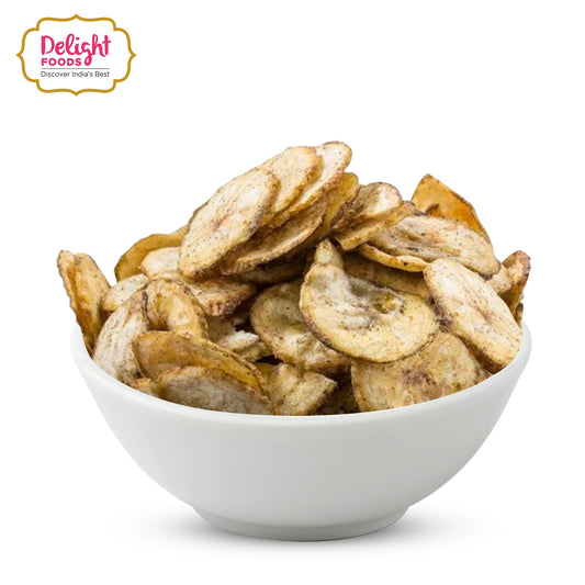 Pepper banana chips in bowl